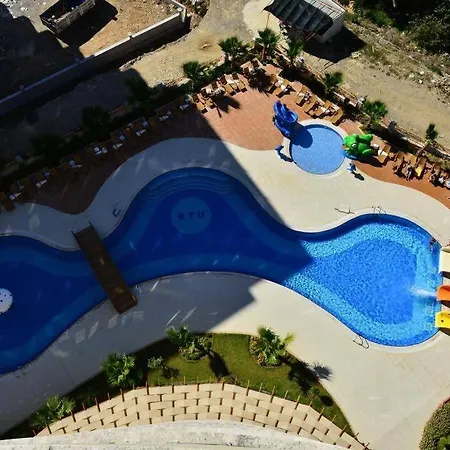 Appartement Vesta Garden 2 *